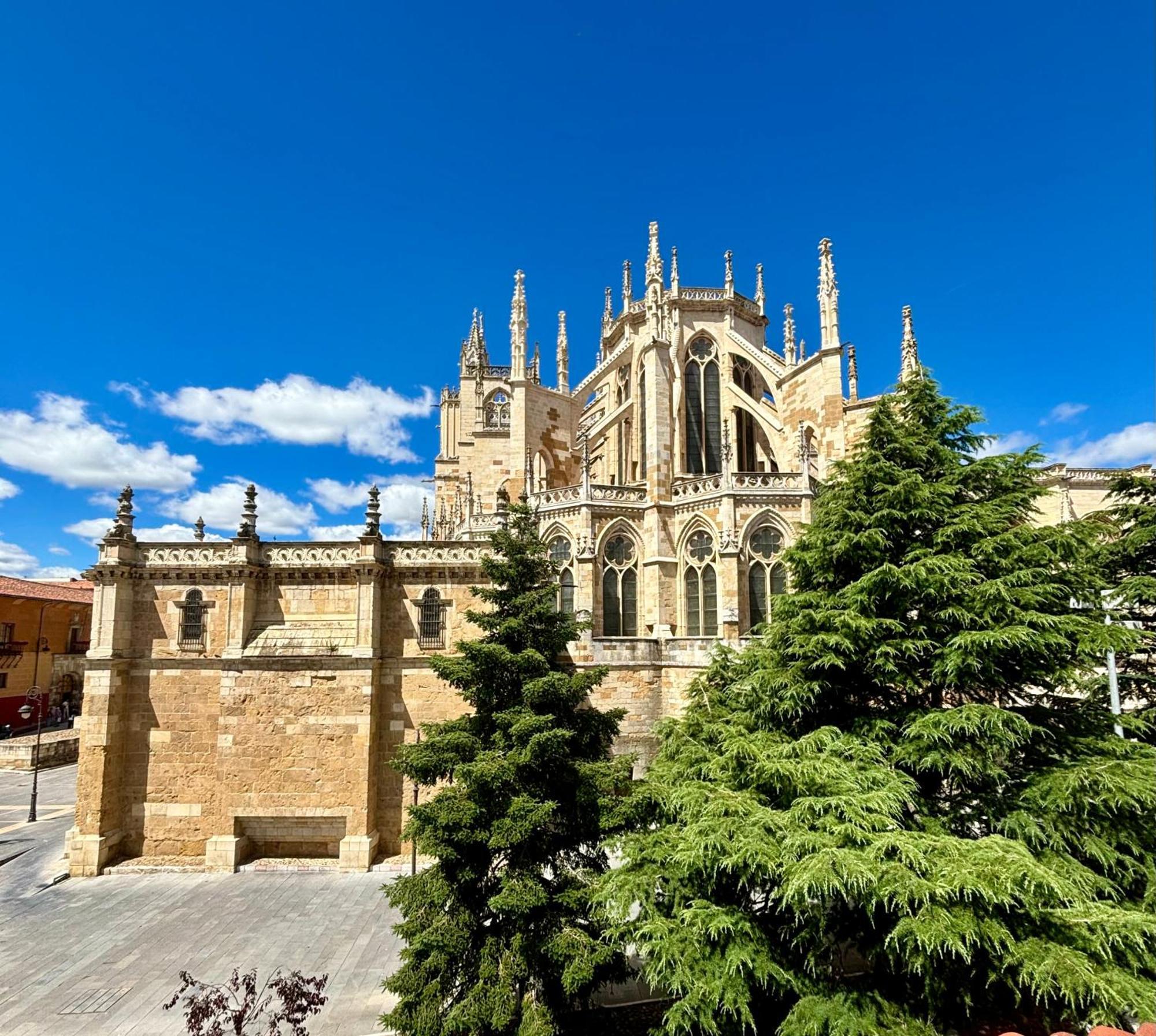 Suites La Catedral Леон Экстерьер фото