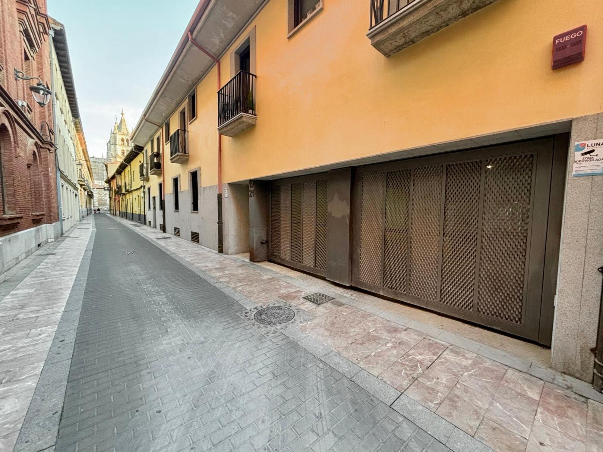Suites La Catedral Леон Экстерьер фото