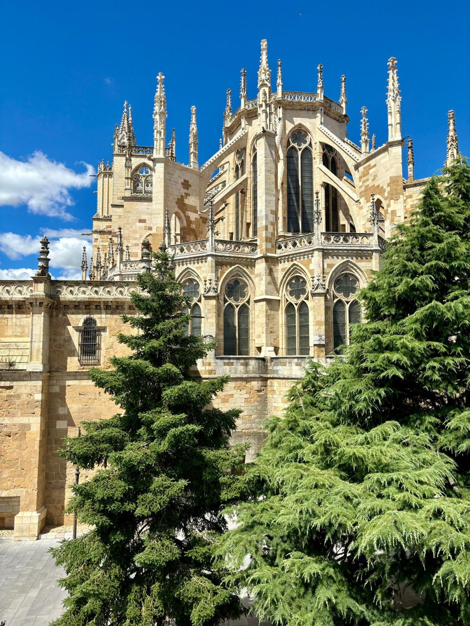 Suites La Catedral Леон Экстерьер фото